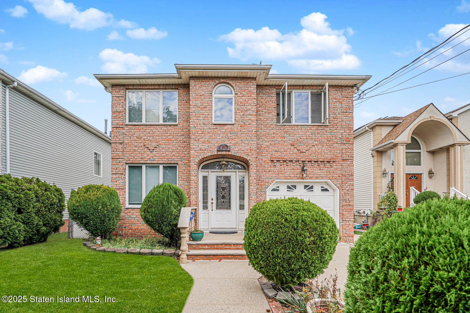 39 Selkirk St, Staten Island, NY 10309 photo