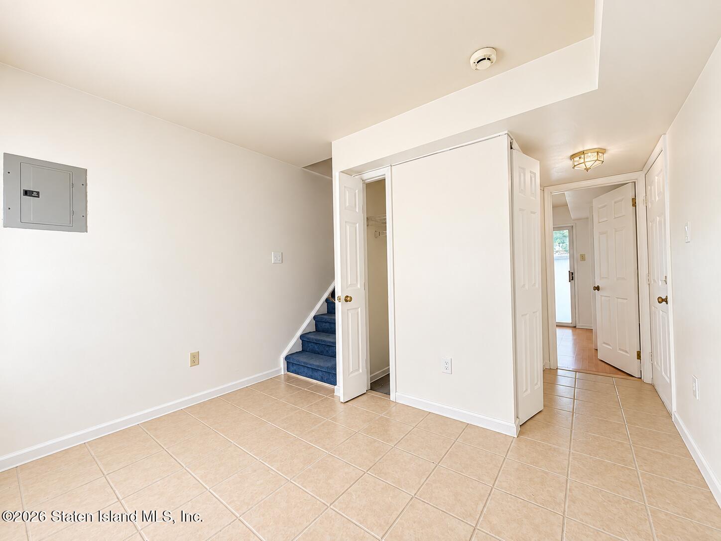 129 Ilyssa Way, Staten Island, NY 10312 photo