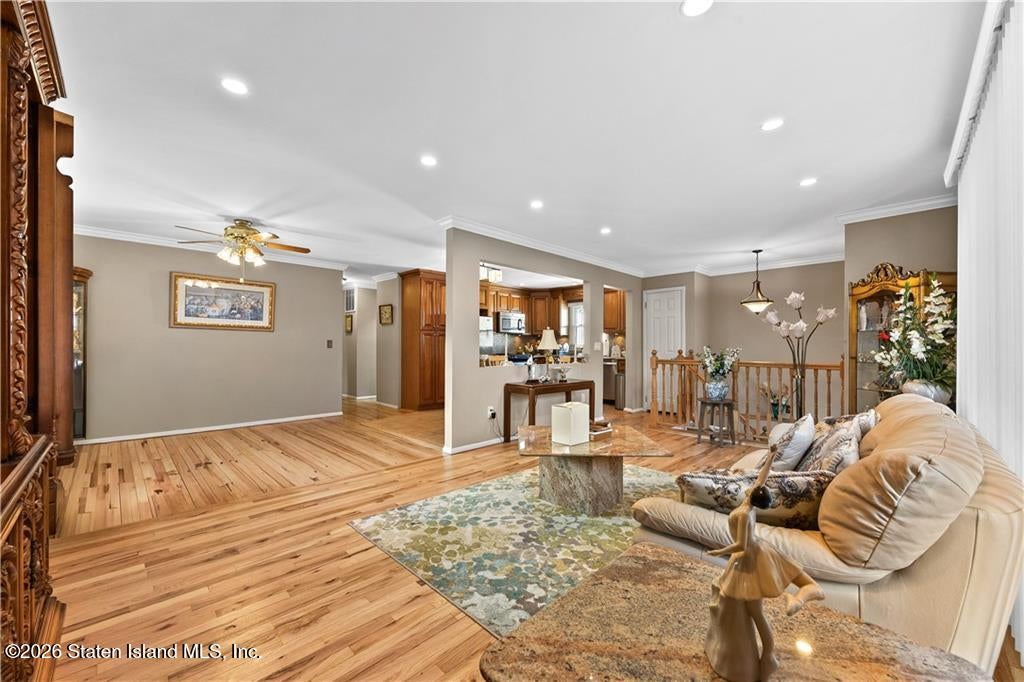 777 Lamont Ave, Staten Island, NY 10312 photo