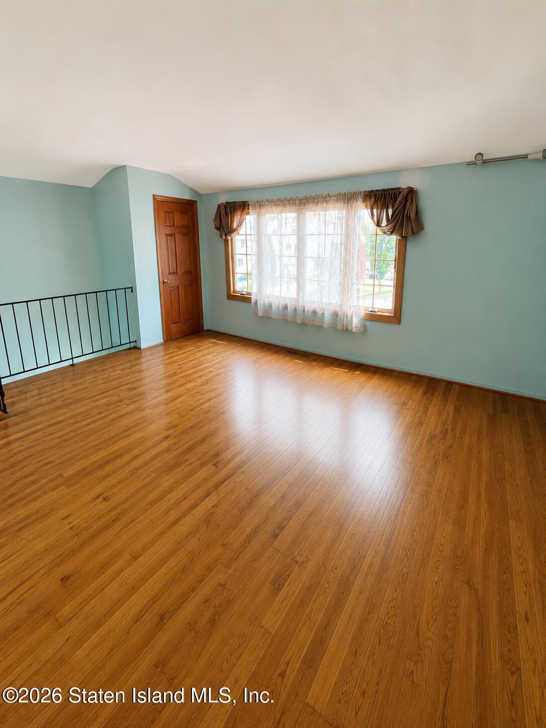 137 Serrell Ave, Staten Island, NY 10312 photo