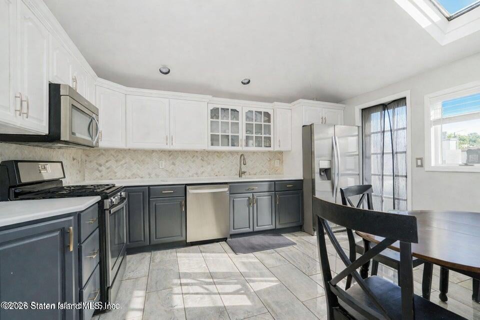207 Eylandt St, Staten Island, NY 10312 photo