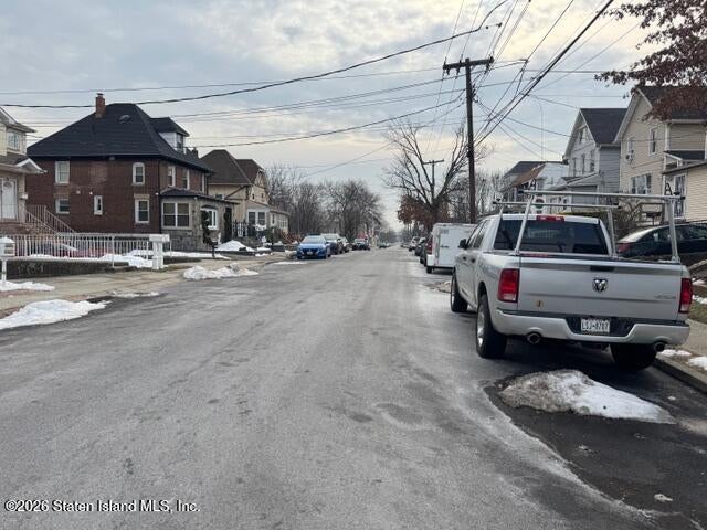 68 Van Pelt Ave, Staten Island, NY 10303 photo