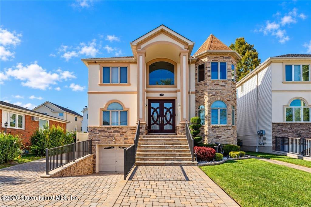 587 Ramona Ave, Staten Island, NY 10309