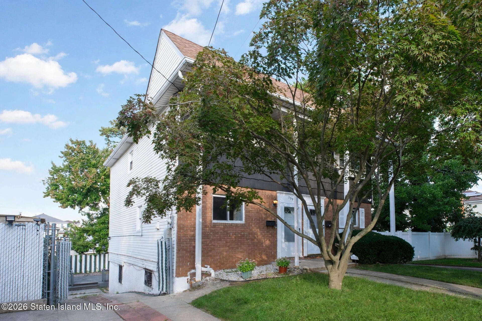299 Bedford Ave, Staten Island, NY 10306 photo
