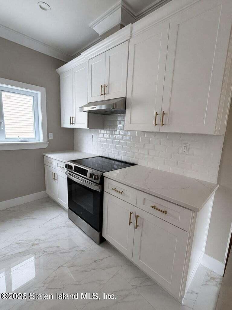1054 Drumgoole Rd, Staten Island, NY 10312 photo