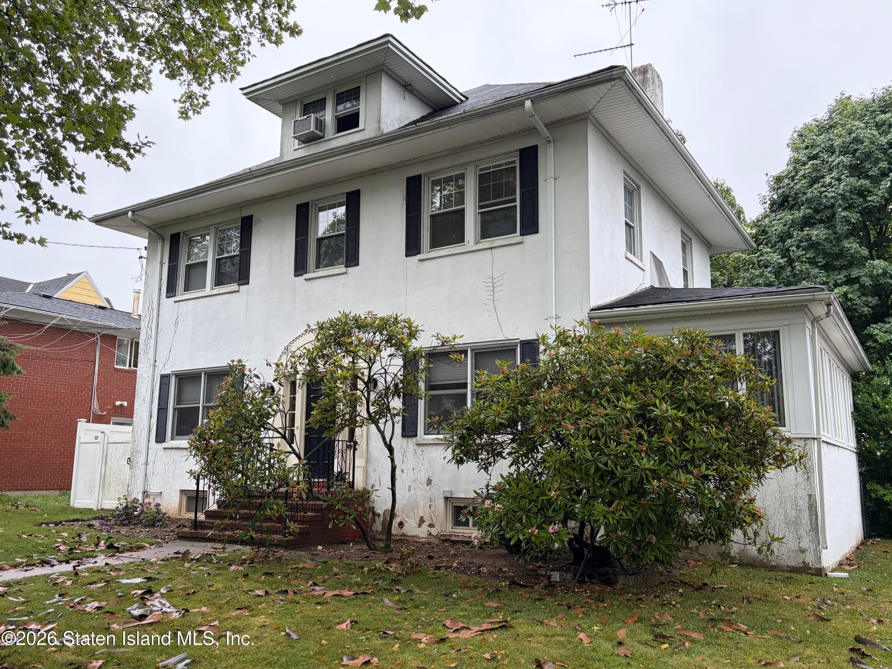 126 8th St, Staten Island, NY 10306 photo