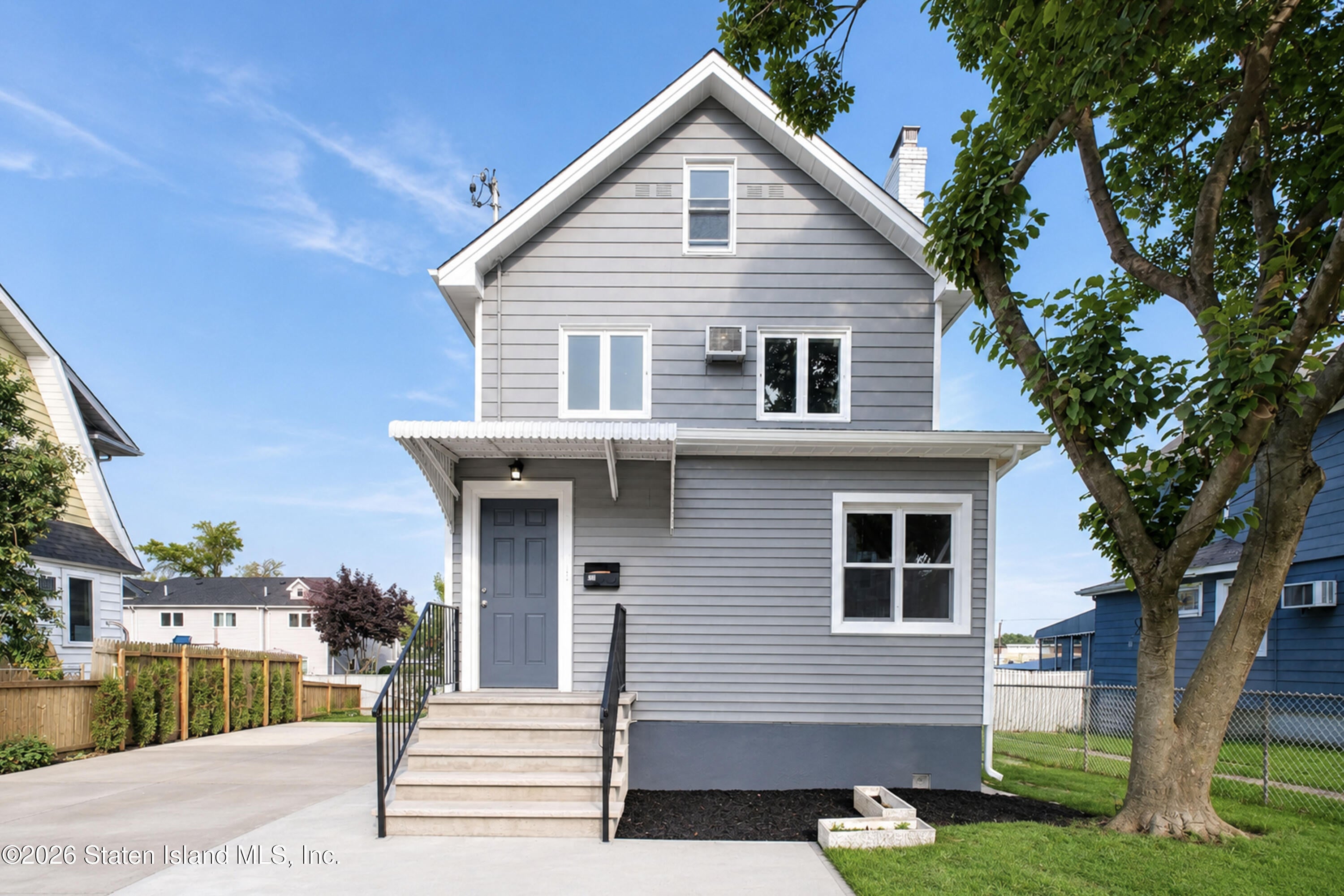 322 Morningstar Rd, Staten Island, NY 10303