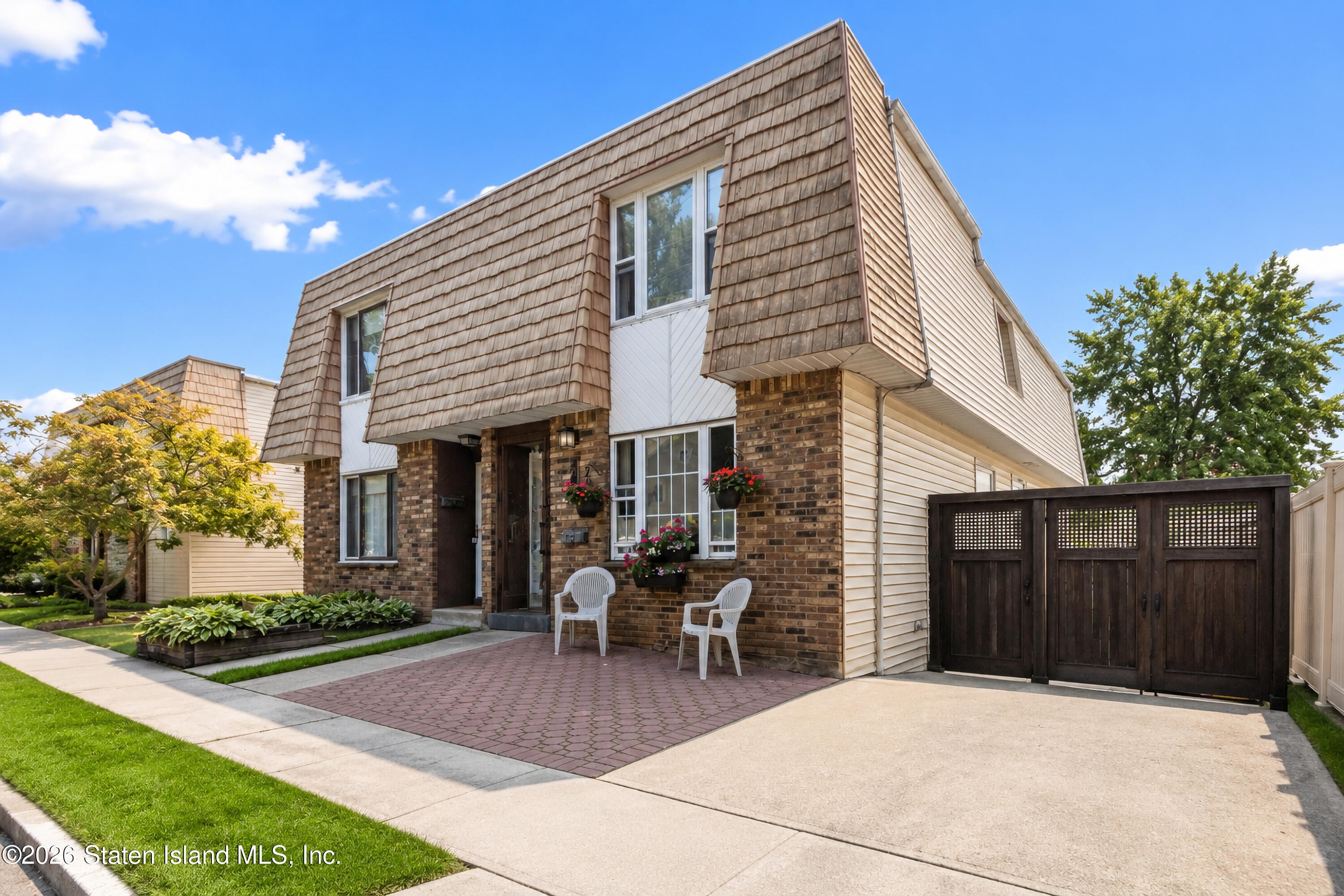 60 Ocean Rd, Staten Island, NY 10308