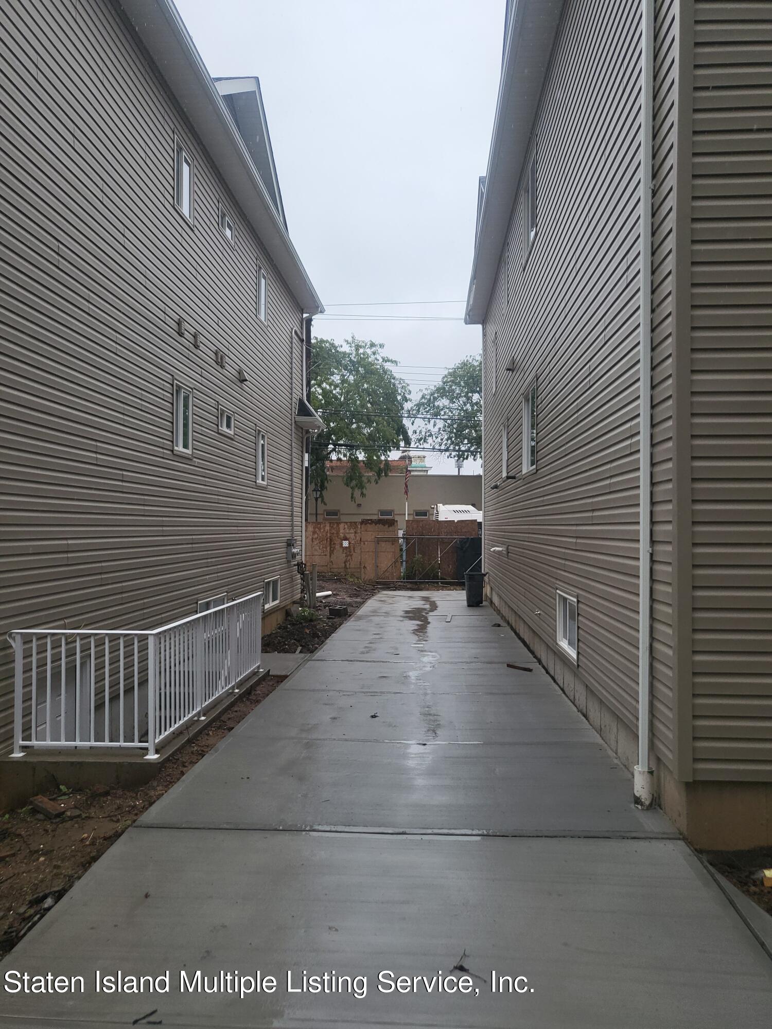 7546 Amboy Rd, Staten Island, NY 10307 photo