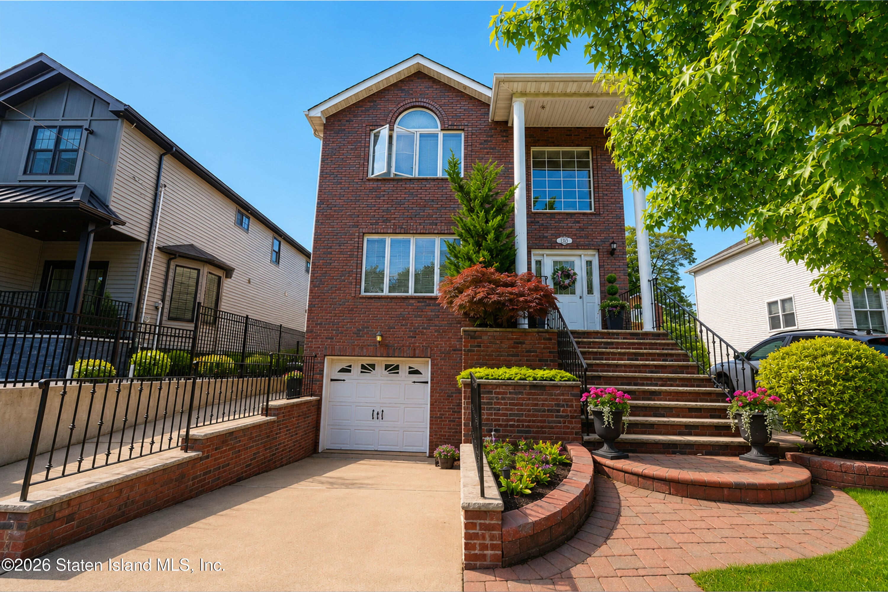 155 Waterbury Ave, Staten Island, NY 10309
