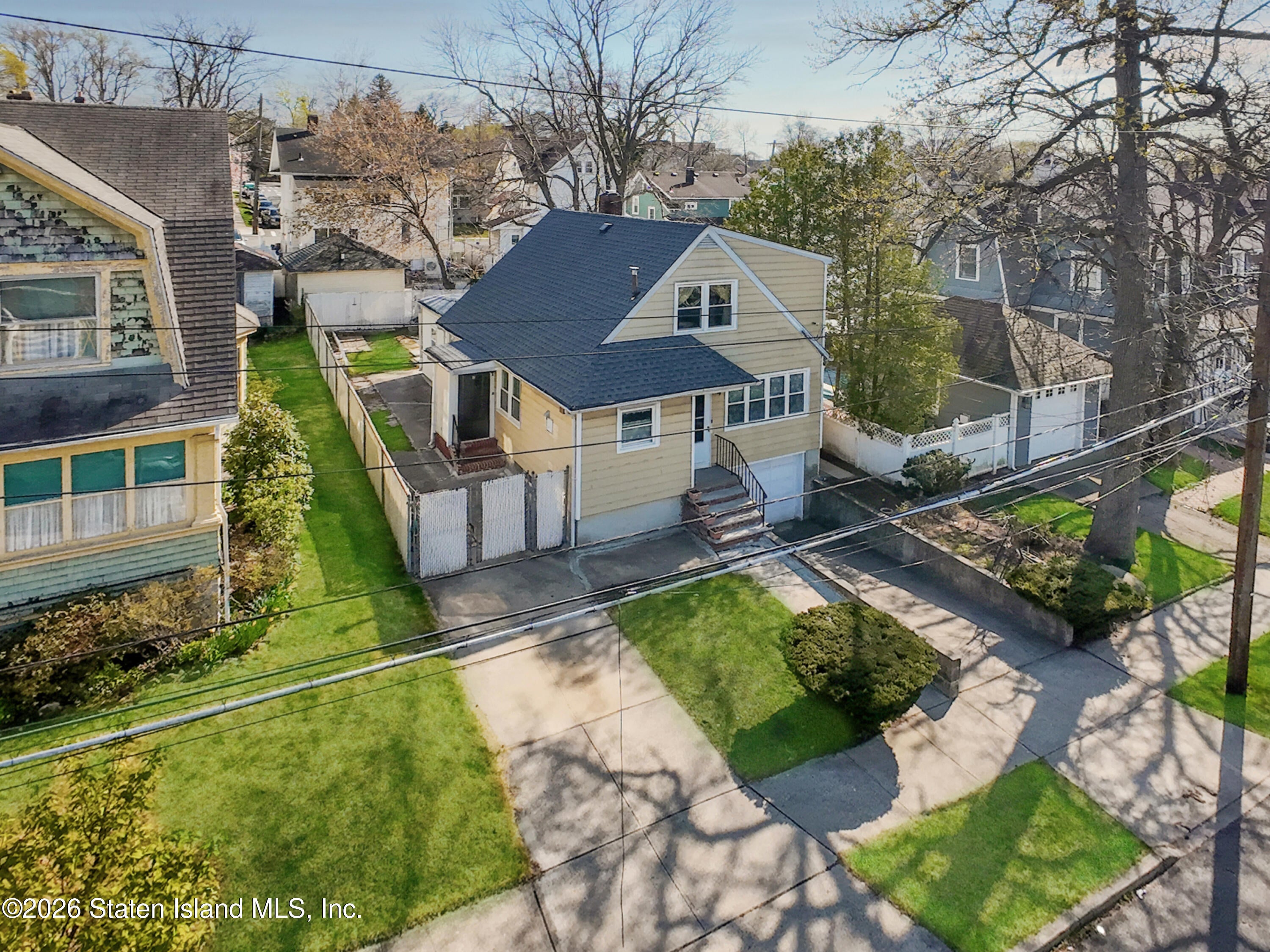 304 Kingsley Ave, Staten Island, NY 10314 photo