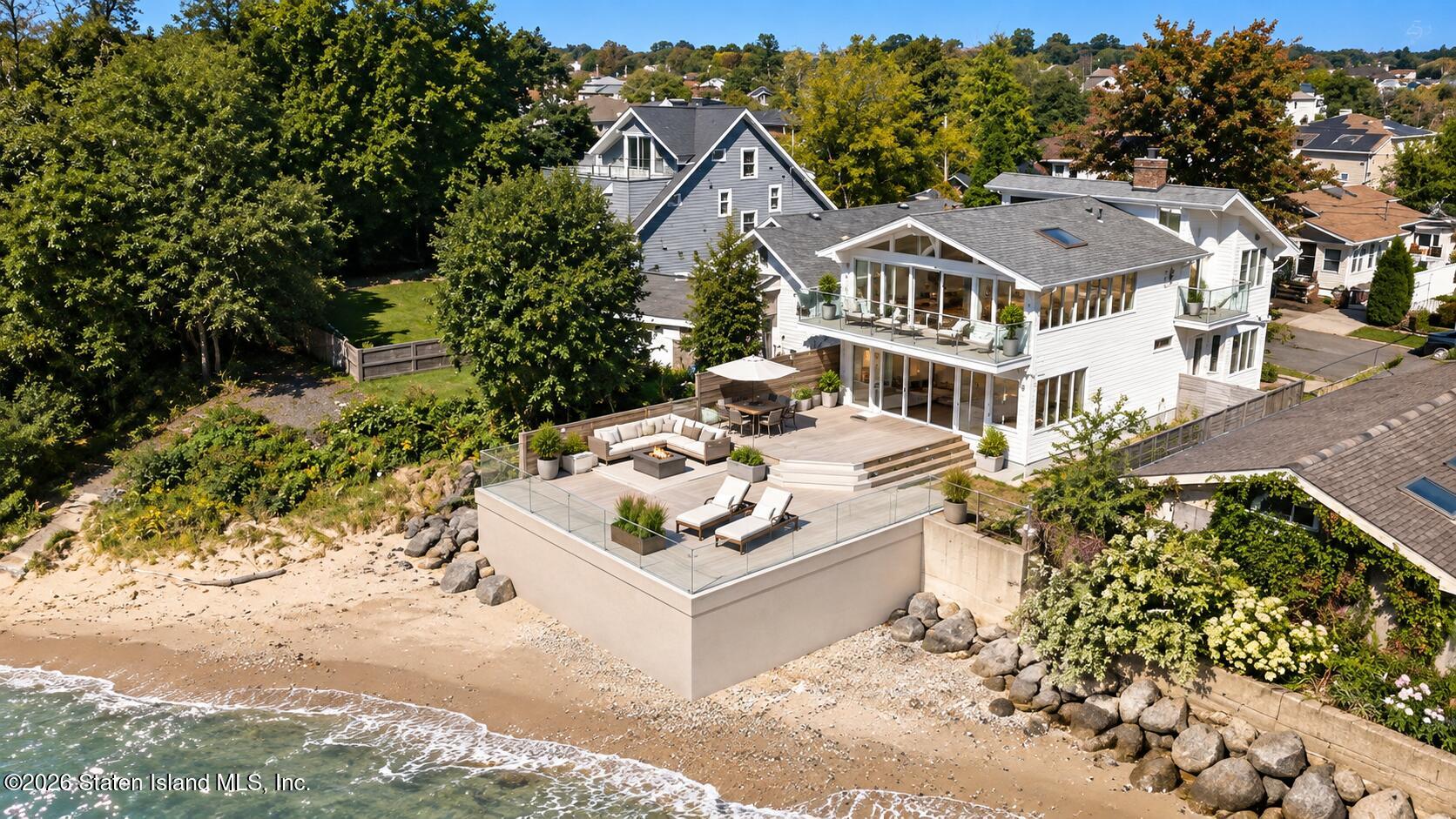 88 Oceanic Ave, Staten Island, NY 10312