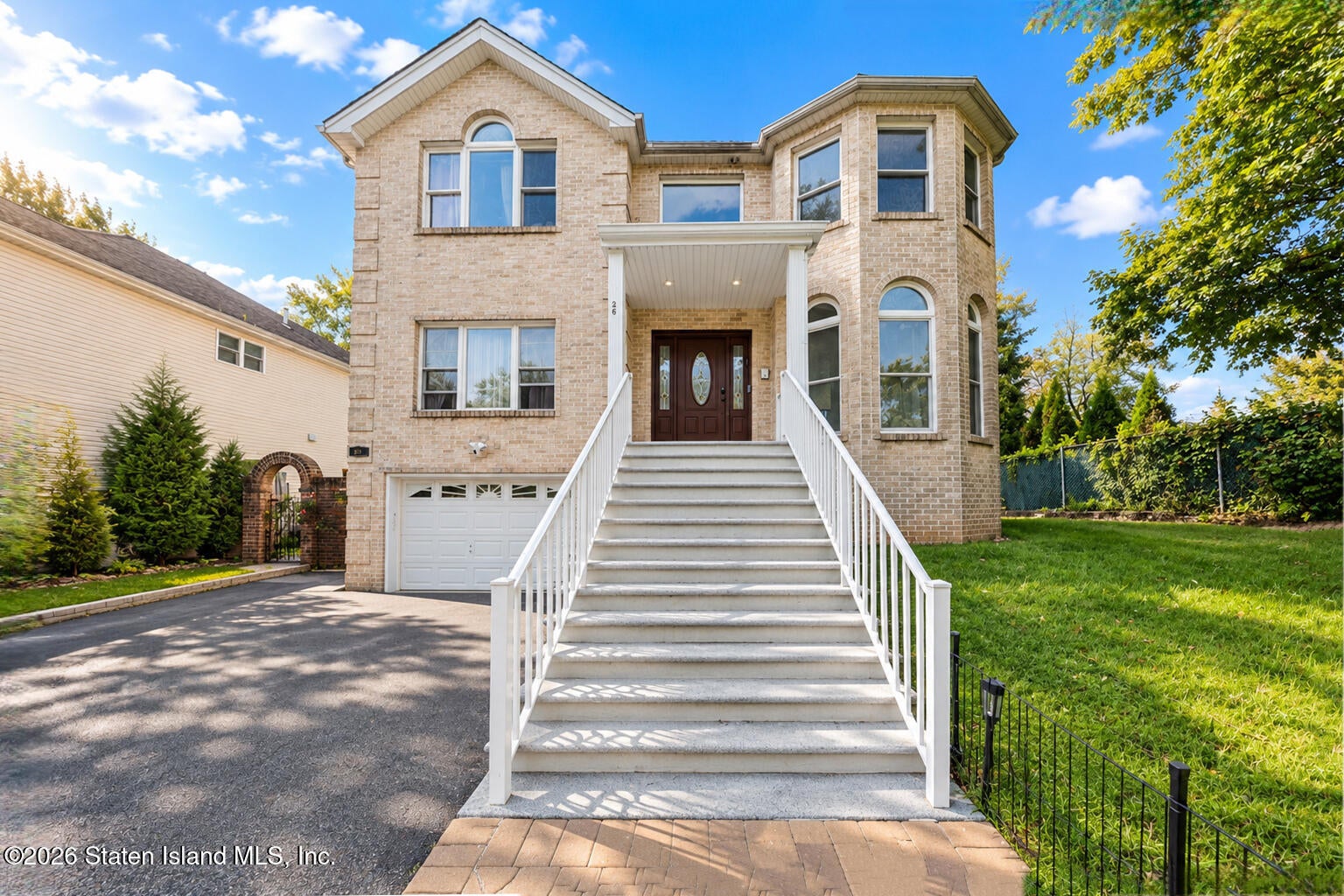 26 Bayview Ave, Staten Island, NY 10309