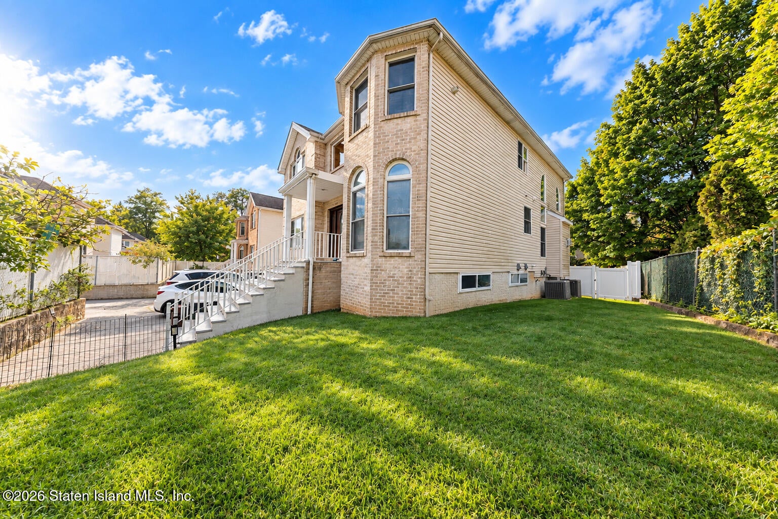 26 Bayview Ave, Staten Island, NY 10309 photo
