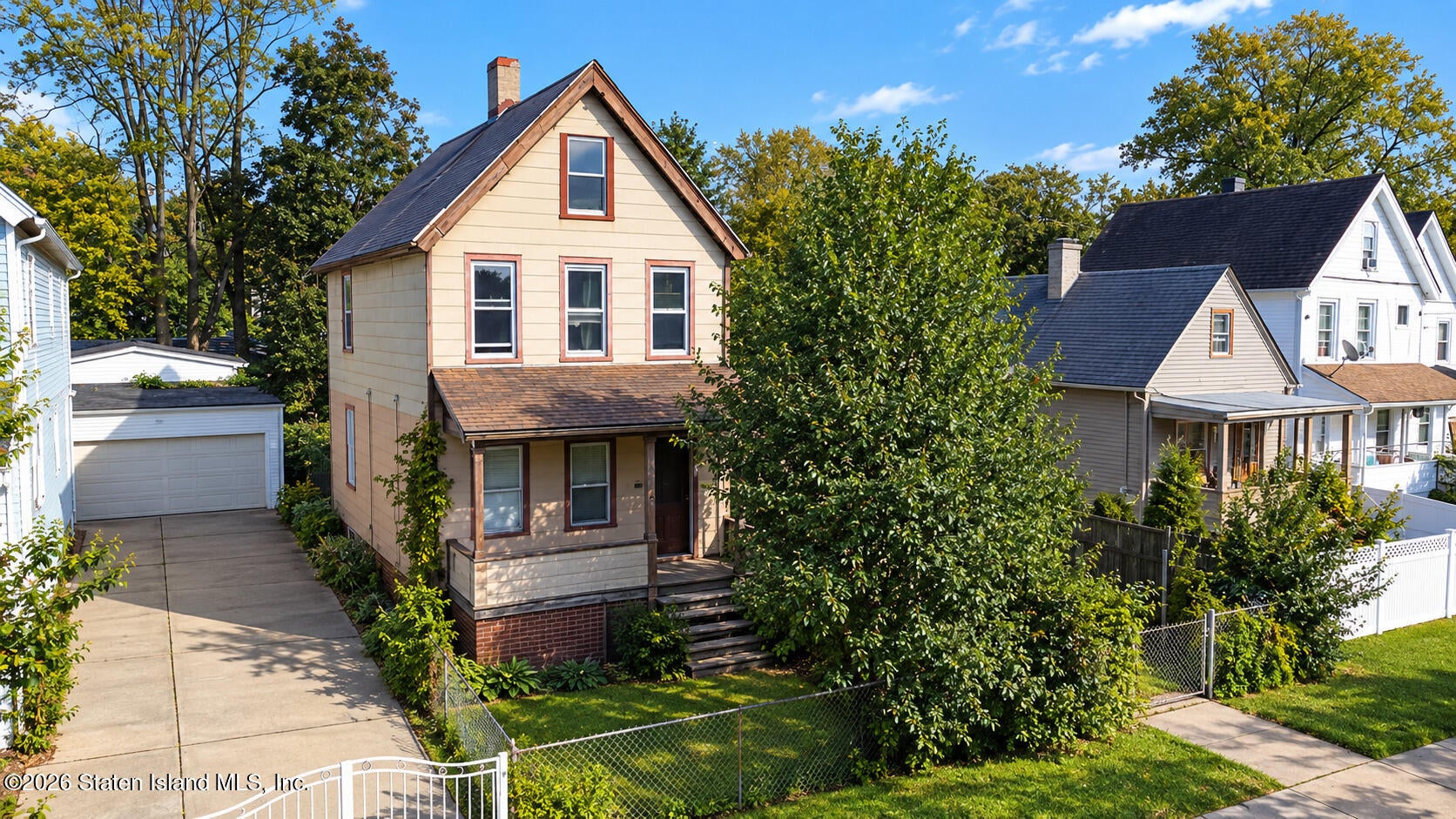 51 Burgher Ave, Staten Island, NY 10310