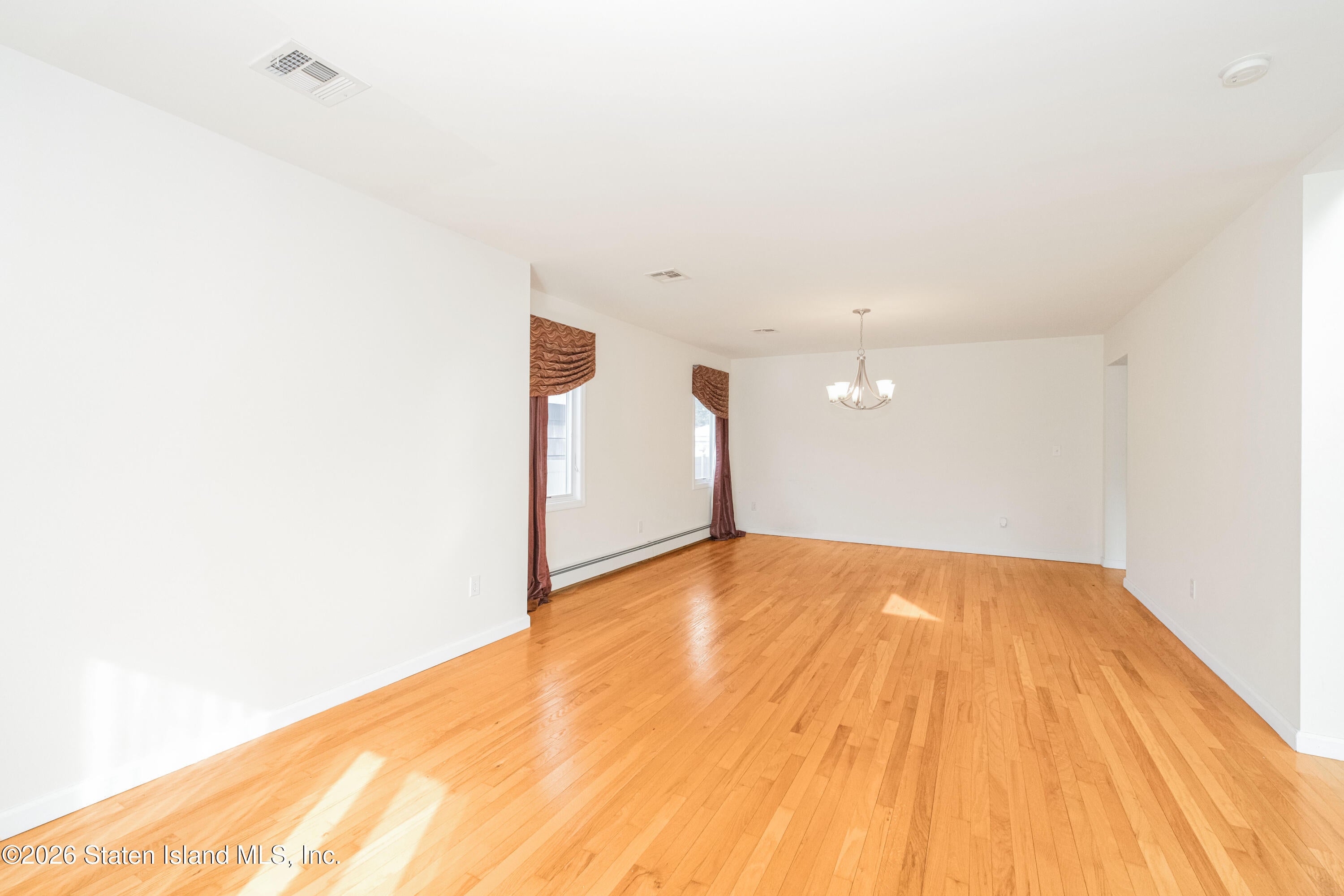 143 Wolverine St, Staten Island, NY 10306 photo