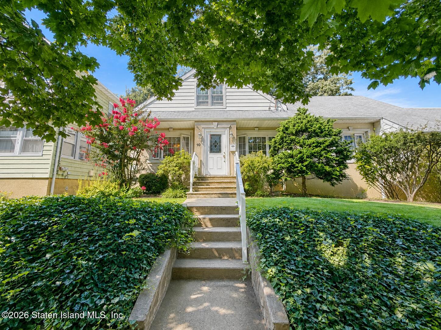 10 Greenwood Ave, Staten Island, NY 10301 photo