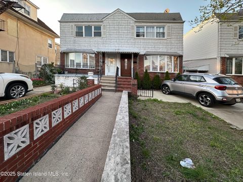 Single Family Residence in Brooklyn NY 3705 Lyme Avenue.jpg