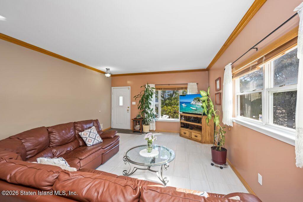 24 Hart Pl, Staten Island, NY 10307 photo