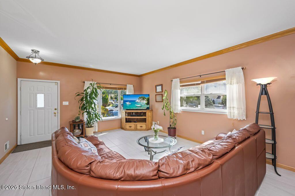 24 Hart Pl, Staten Island, NY 10307 photo