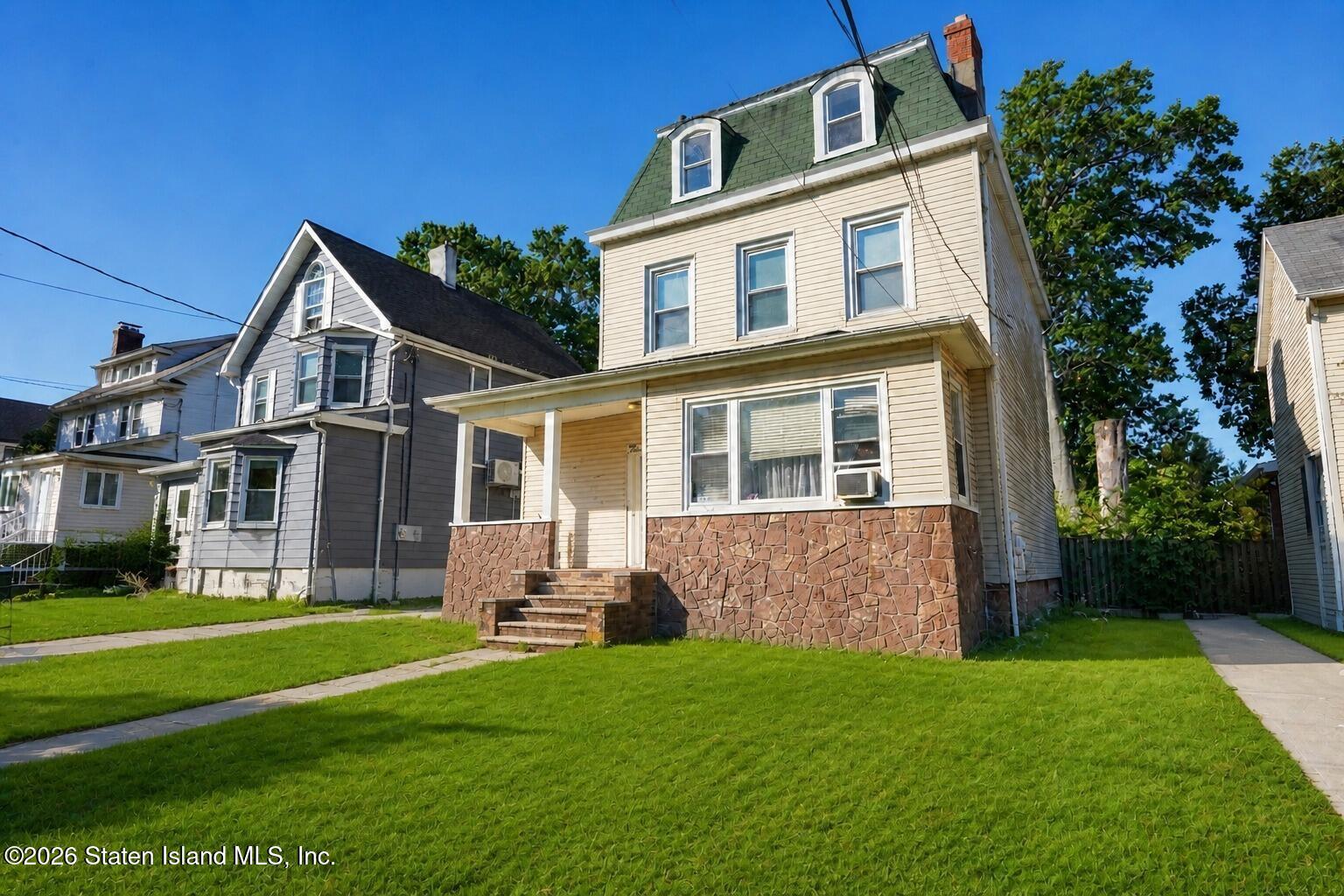 396 Bement Ave, Staten Island, NY 10310 photo