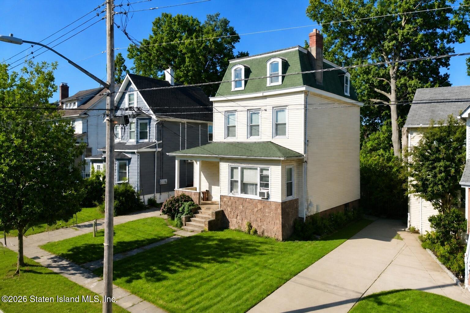 396 Bement Ave, Staten Island, NY 10310 photo