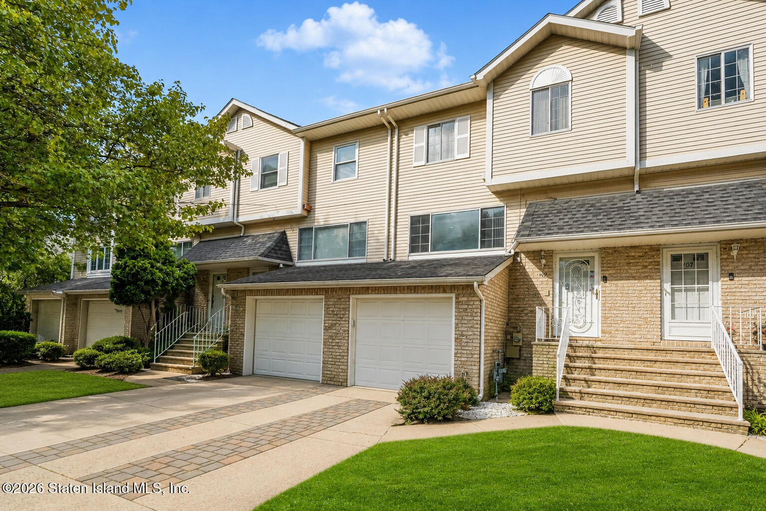 109 Cardiff St, Staten Island, NY 10312