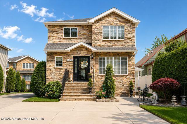 5886 Amboy Rd, Staten Island, NY 10309