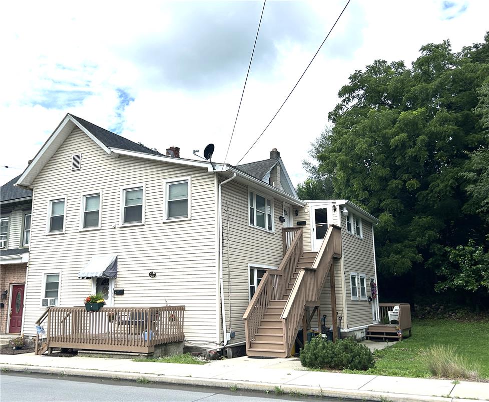 364 1st St, Bangor Borough, PA 18013