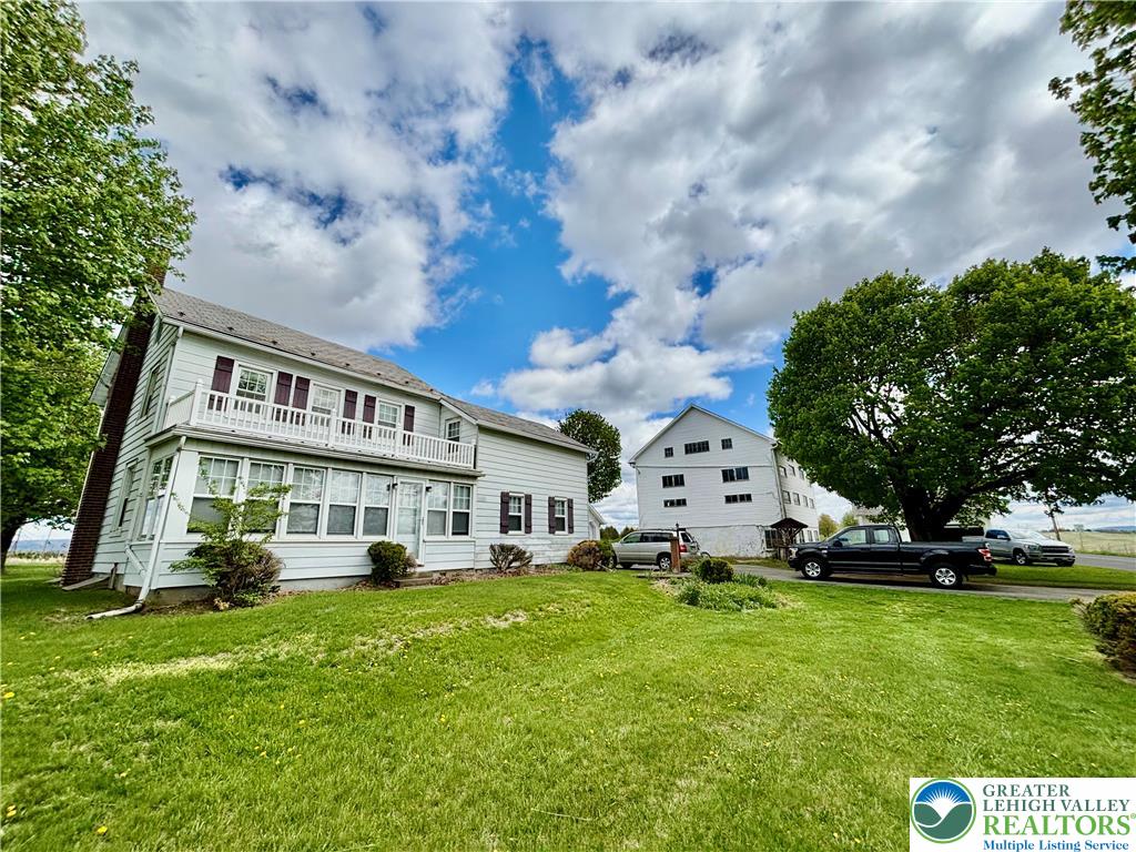 282 Young Rd, Bushkill Twp, PA 18064