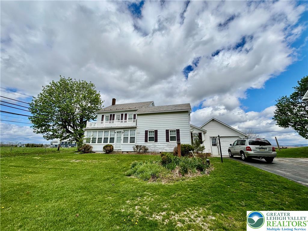 282 Young Rd, Bushkill Twp, PA 18064 photo