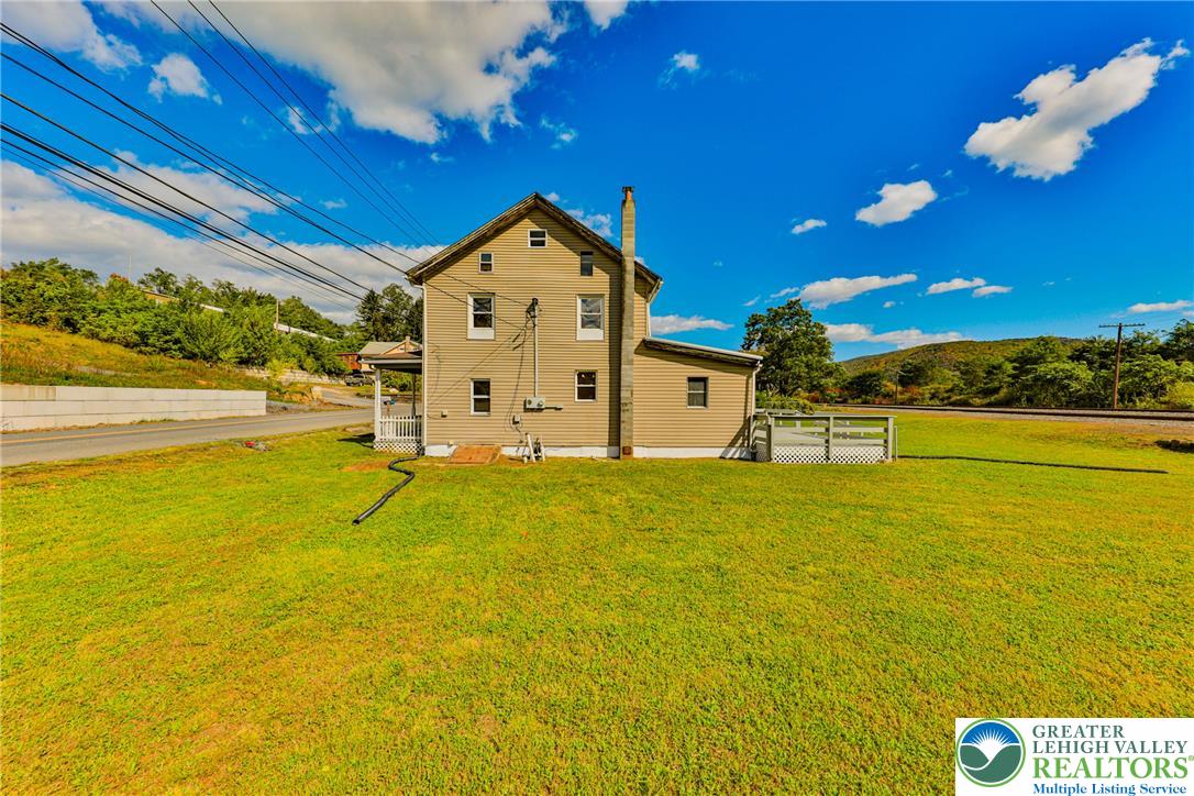 962 Mauch Chunk Rd, Palmerton Borough, PA 18071 photo