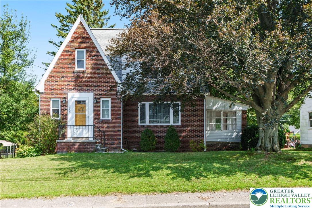 725 Main St, Macungie Borough, PA 18062