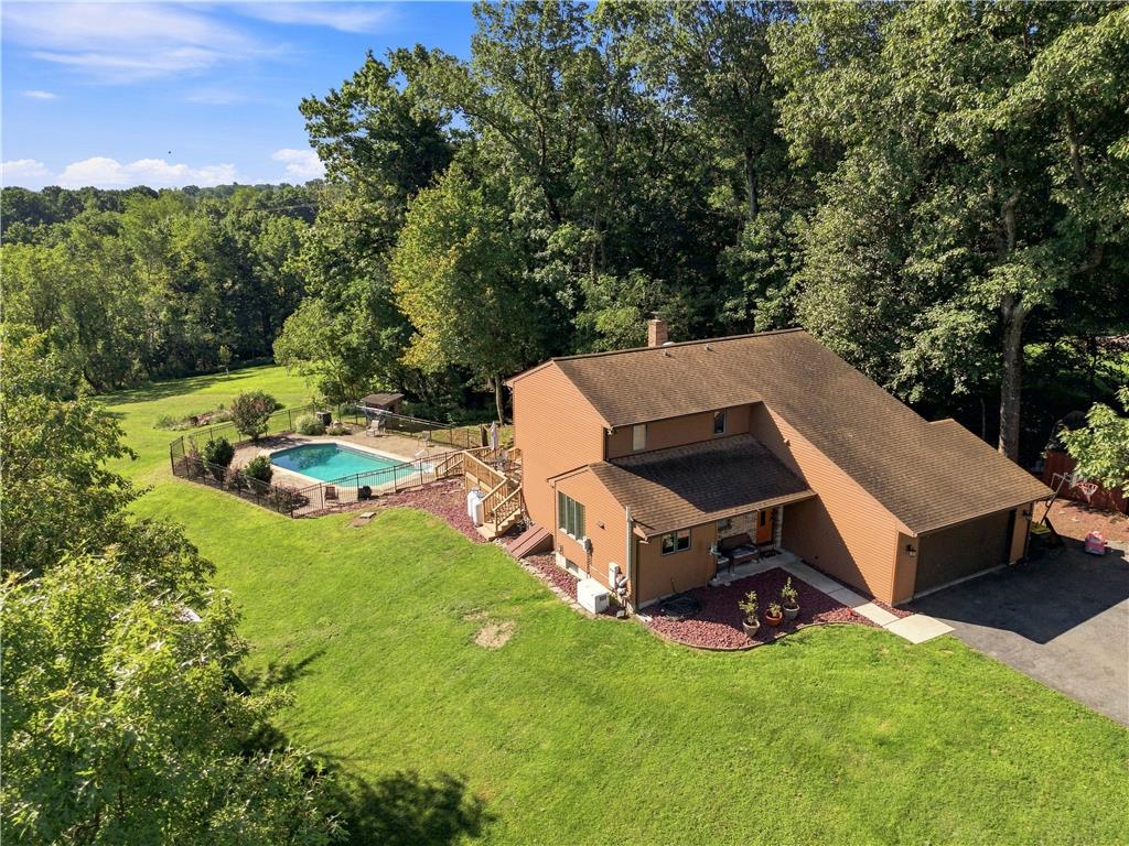 2154 Ranch Road, North Whitehall Twp, PA 18080 photo