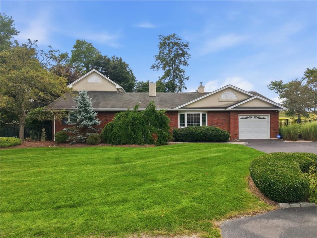 5028 Trexler Rd, North Whitehall Twp, PA 18078 photo