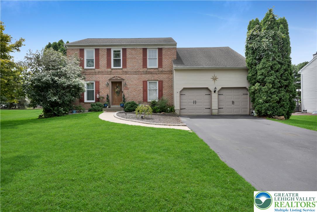 4531 Lenox Dr, Bethlehem City, PA 18017