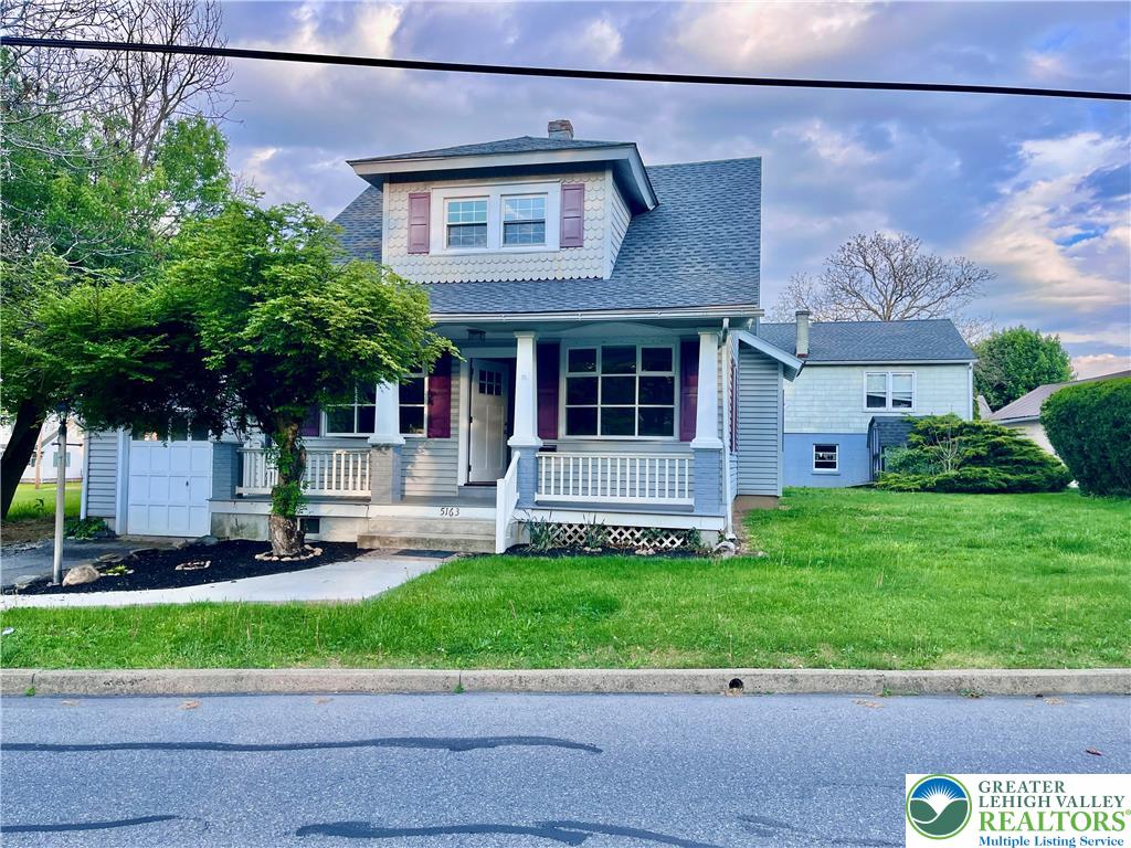 5163 Fornaciari Dr, Whitehall Twp, PA 18052