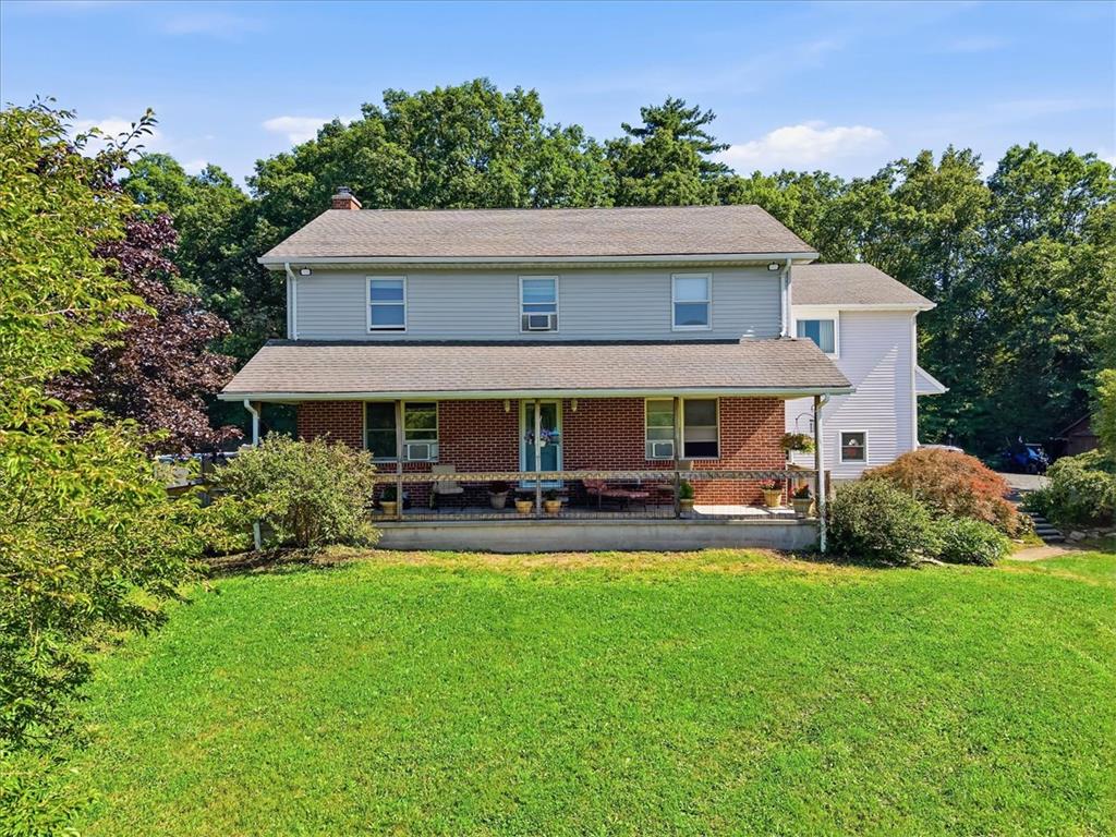 163 Mulberry Ln, Stroudsburg, PA 18360