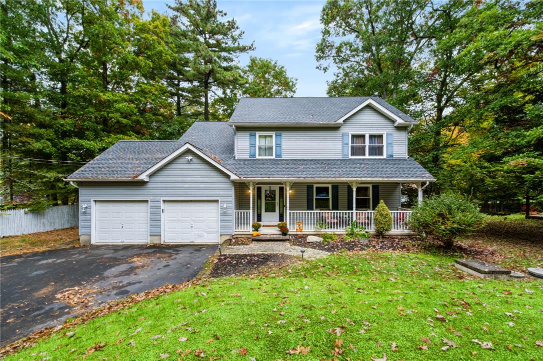 558 Ash Ln, Chestnuthill Twp, PA 18353
