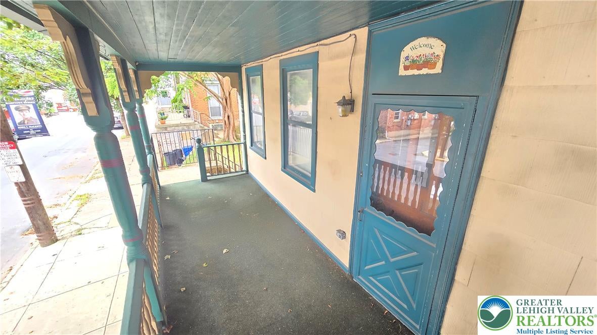 735 Front St, Catasauqua Borough, PA 18032 photo