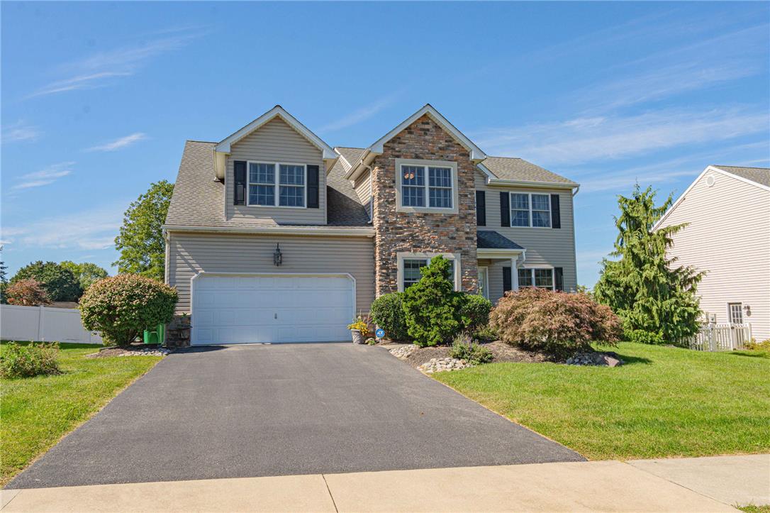 14 N Ridge Ct, Easton, PA 18045 photo
