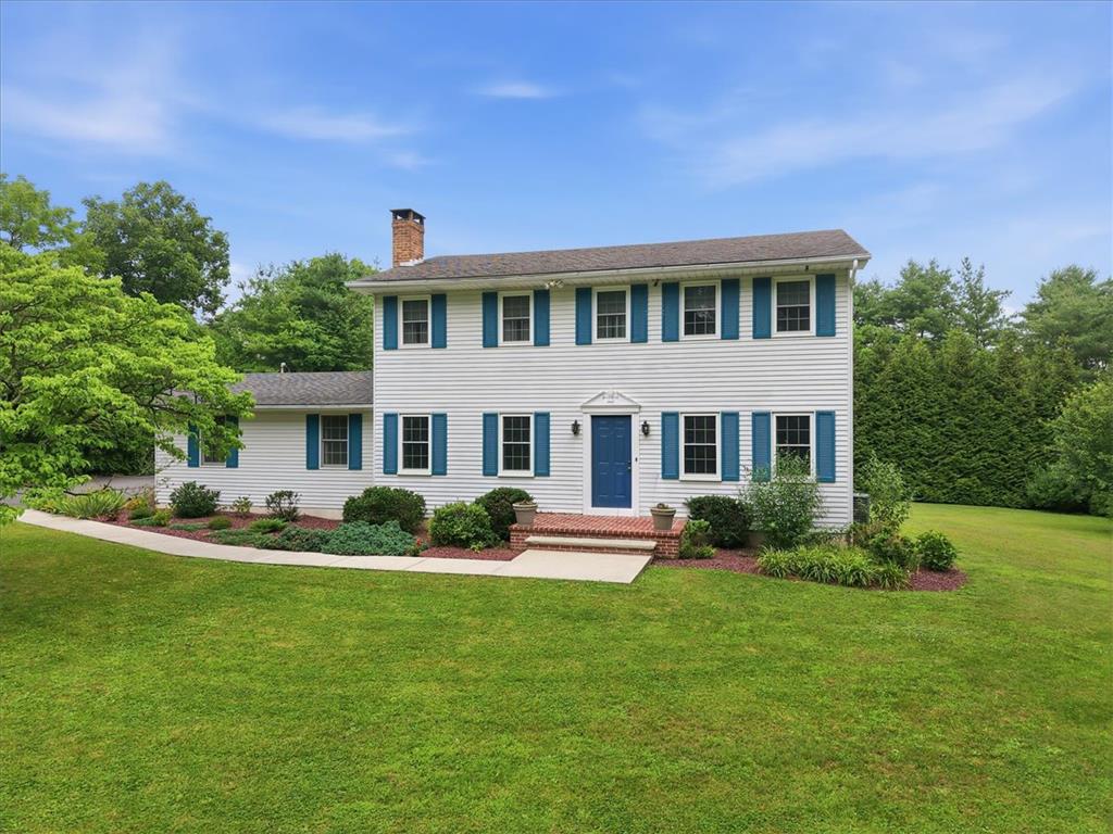 228 Moorestown Rd, Bushkill Twp, PA 18091