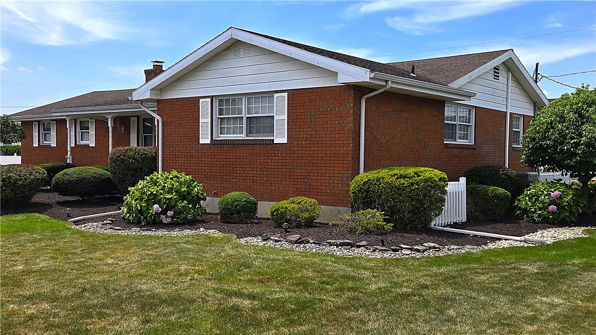 3203 Parkview Dr, Whitehall Twp, PA 18052 photo