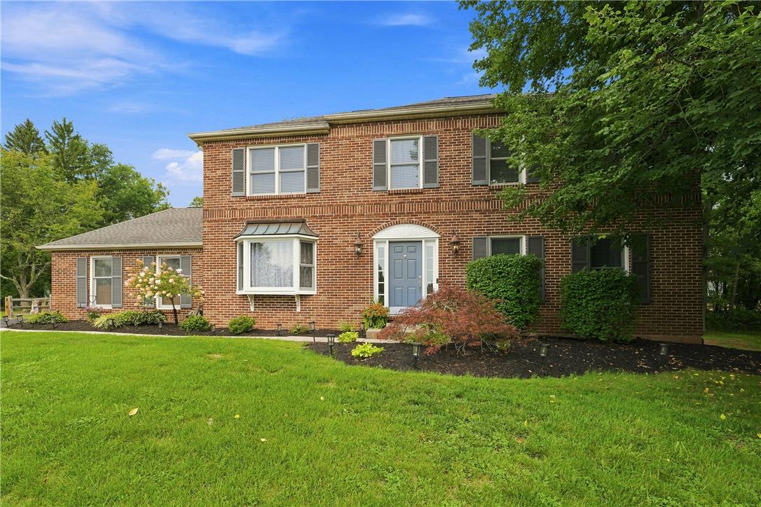 30 Creekside Ct, Douglass Twp, PA 19525