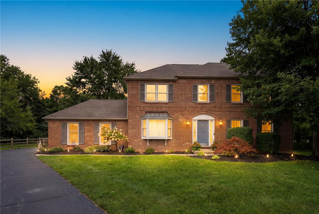 30 Creekside Ct, Douglass Twp, PA 19525 photo