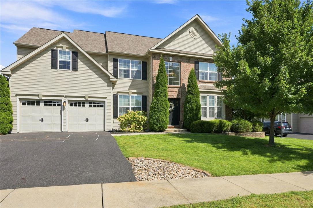 1161 Bramble Dr, Upper Macungie Twp, PA 18031