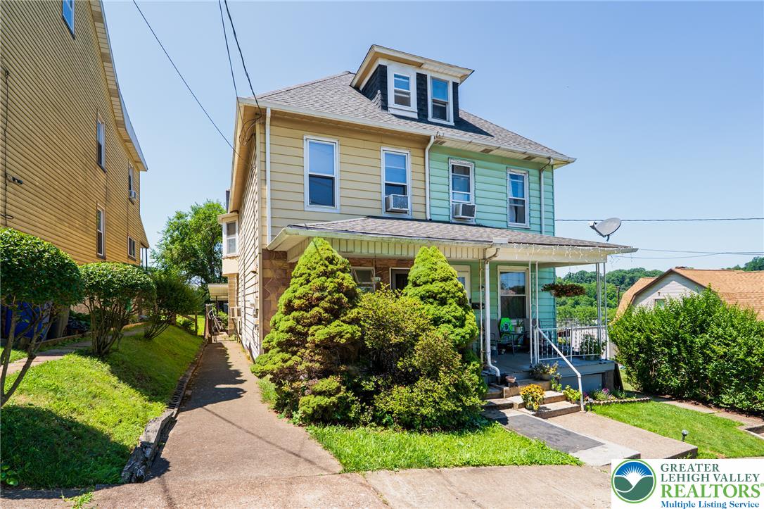 56 17th St, Easton, PA 18042