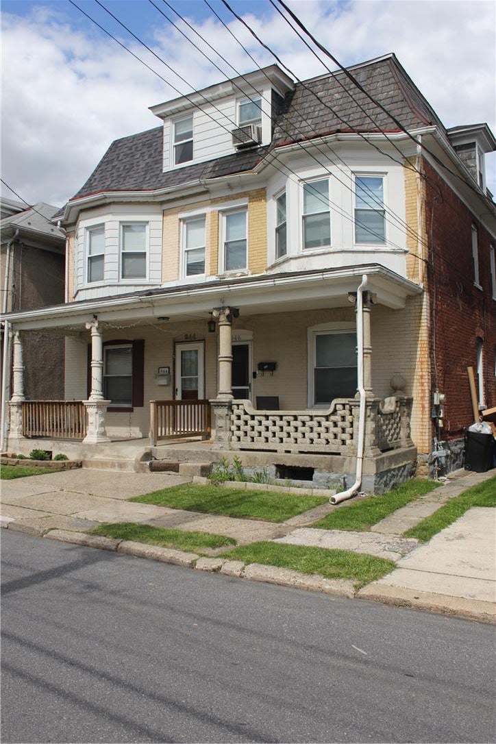 946 24th St, Easton, PA 18042