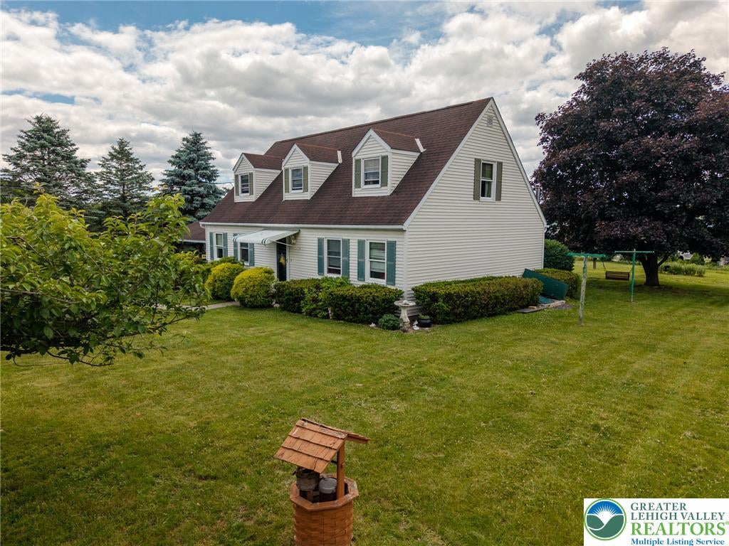 40 Locke Heights Rd, Washington TWP, PA 18013 photo