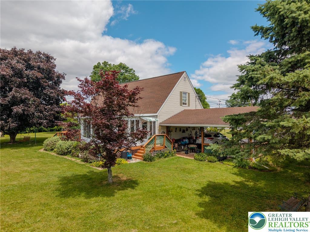 40 Locke Heights Rd, Washington TWP, PA 18013 photo
